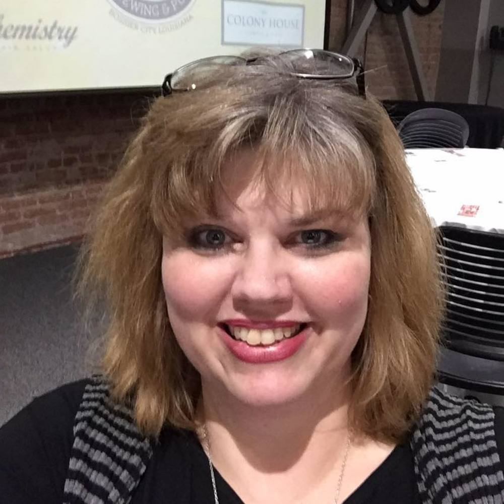 Meet your Posher, Lisa